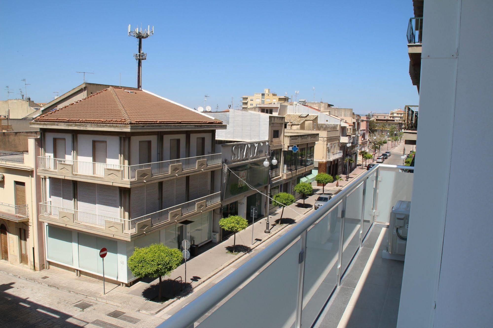 La Terrazza B&B 코미소 외부 사진